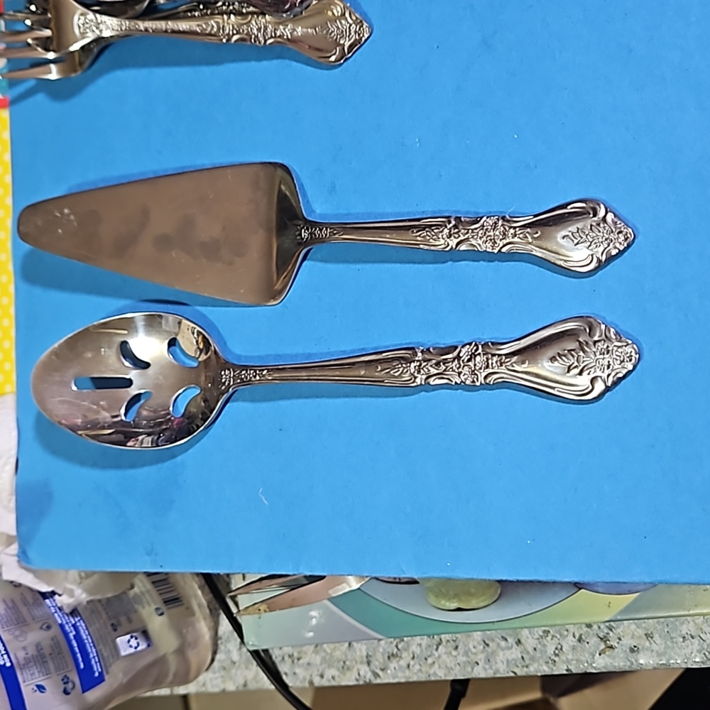 Rogers stainless steel serving utensils slotted spoon cake slicer
